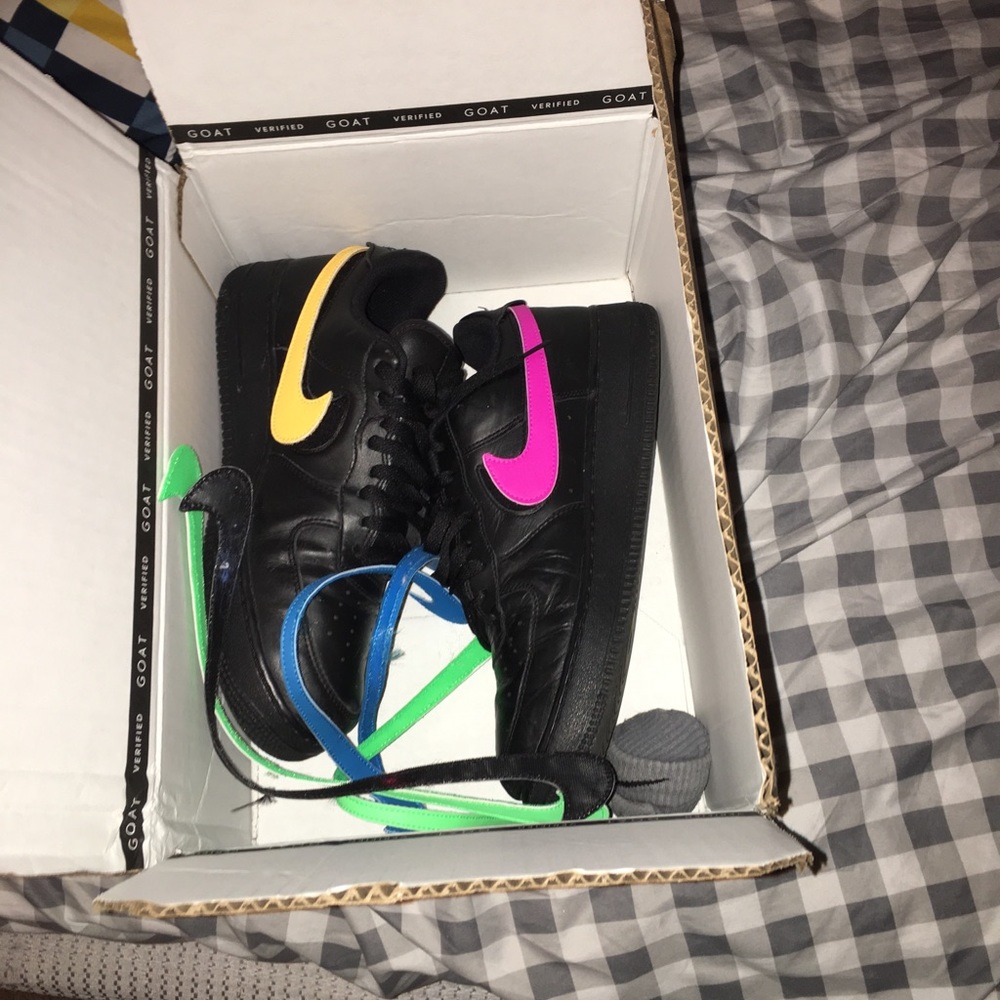 Nike swoosh packs